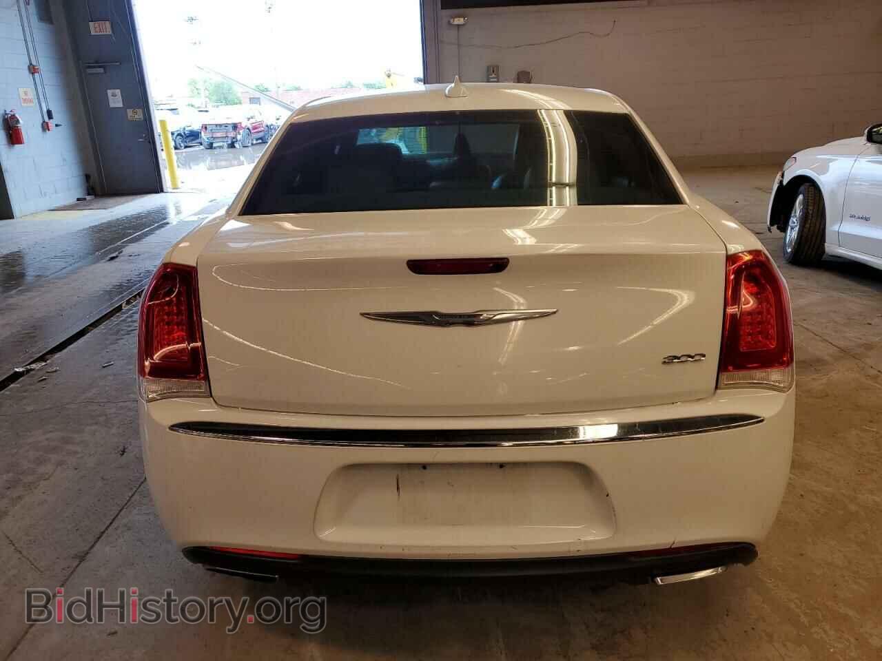 2015 CHRYSLER 300 - VIN: 2C3CCAAG8FH791988 - Фото 6