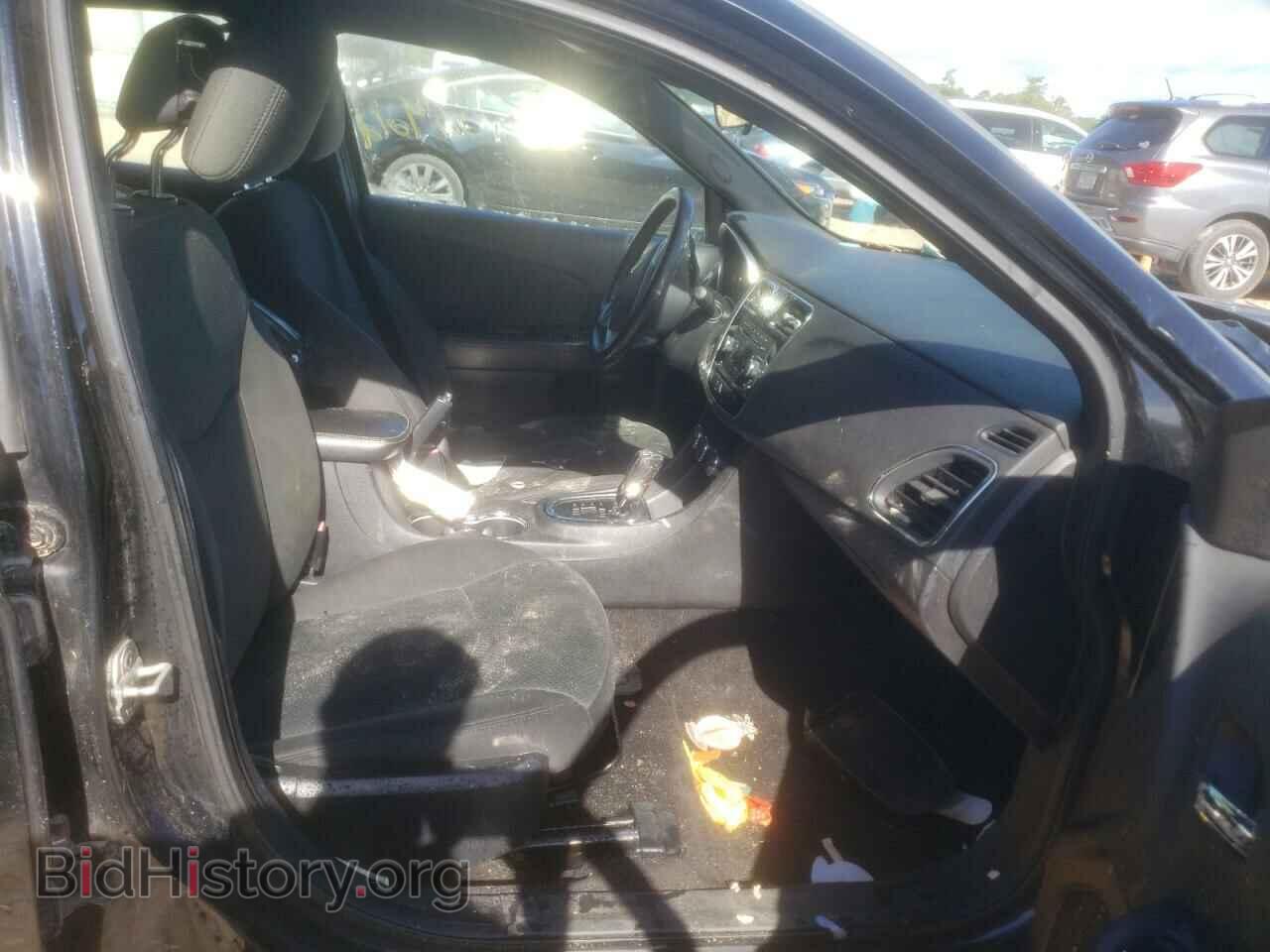 2011 CHRYSLER 200 - VIN: 1C3BC1FG5BN576607 - Photo 5