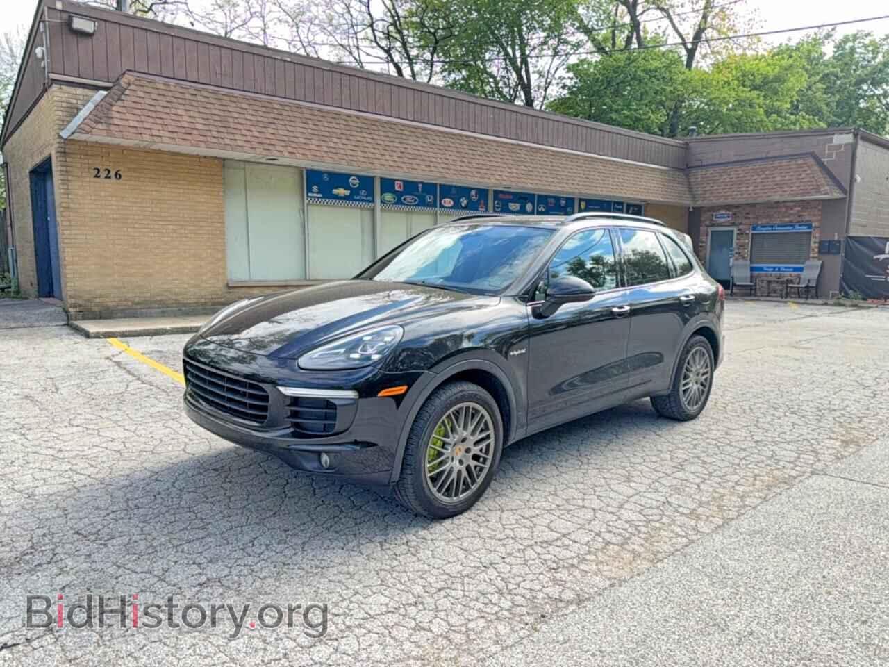 2016 PORSCHE CAYENNE - VIN: WP1AE2A29GLA17811 - Фото 2
