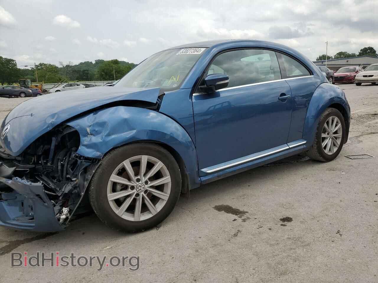 Photo 3VWJD7AT0JM703667 - VOLKSWAGEN BEETLE 2018