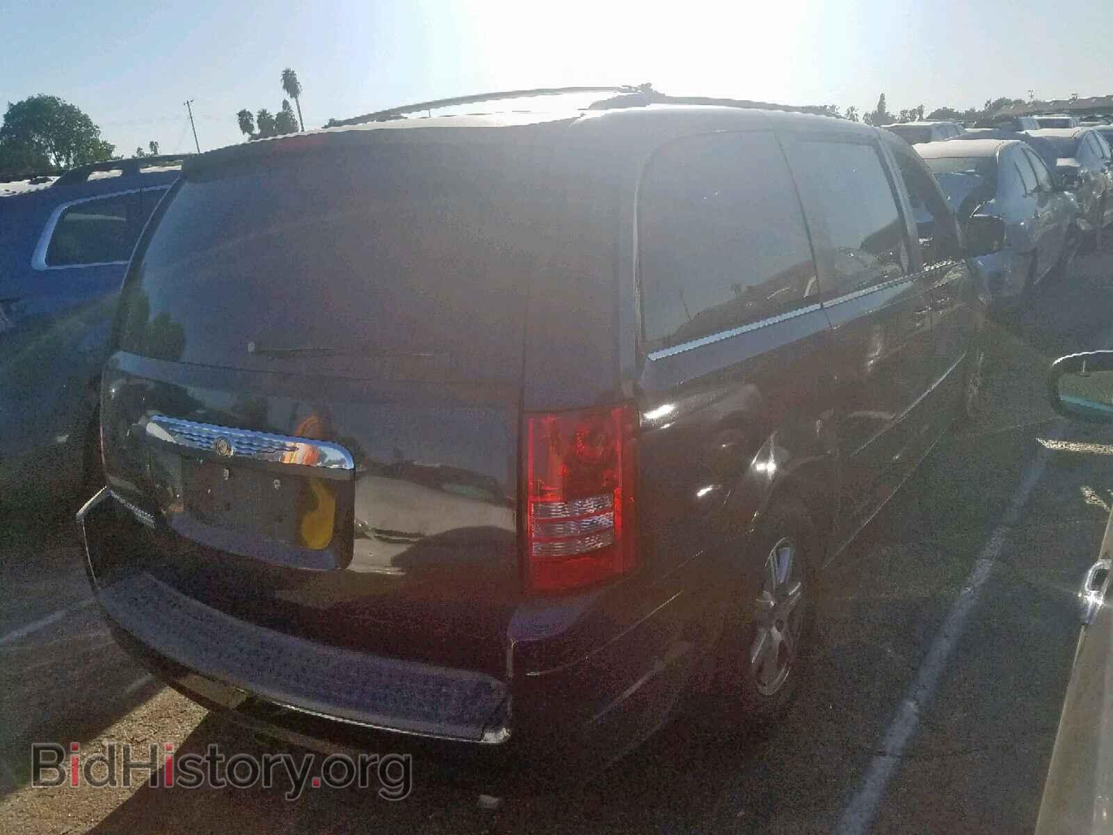 2008 CHRYSLER TOWN & COU - VIN: 2A8HR54P58R762425 - Фото 4