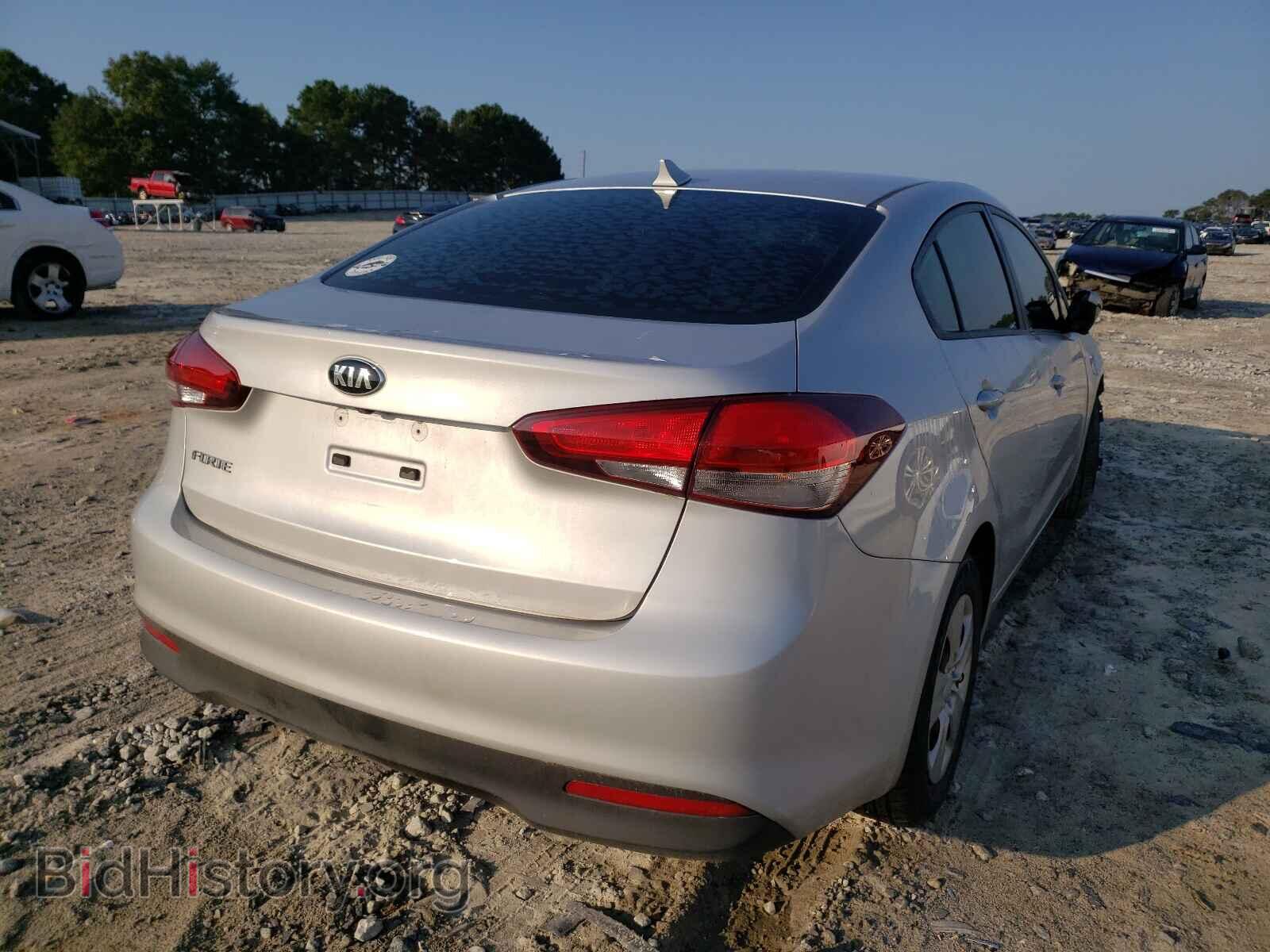 2017 KIA FORTE - VIN: 3KPFL4A77HE145267 - Фото 4