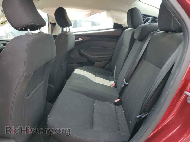 2017 Ford FOCUS (VIN 1FADP3FE1HL296227) — photo 10 of 14