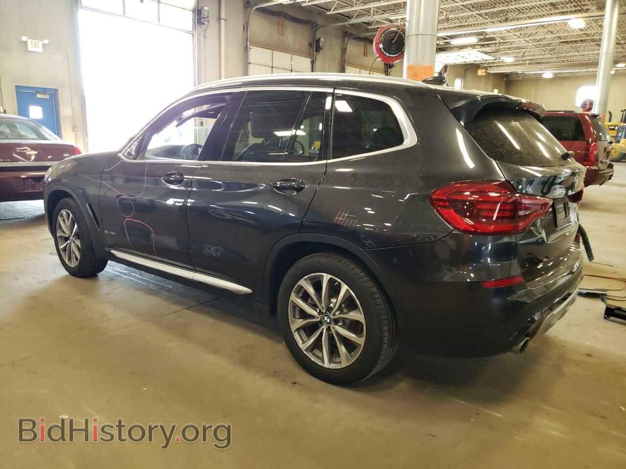 2018 BMW X3 - VIN: 5UXTR9C5XJLD61302 - Фото 2