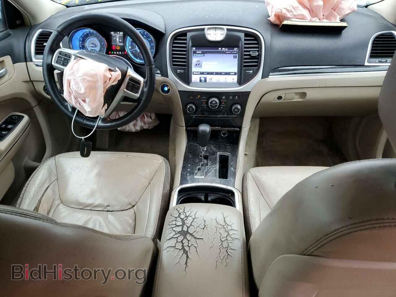 2011 CHRYSLER 300 - VIN: 2C3CA5CG4BH551034 - Фото 8