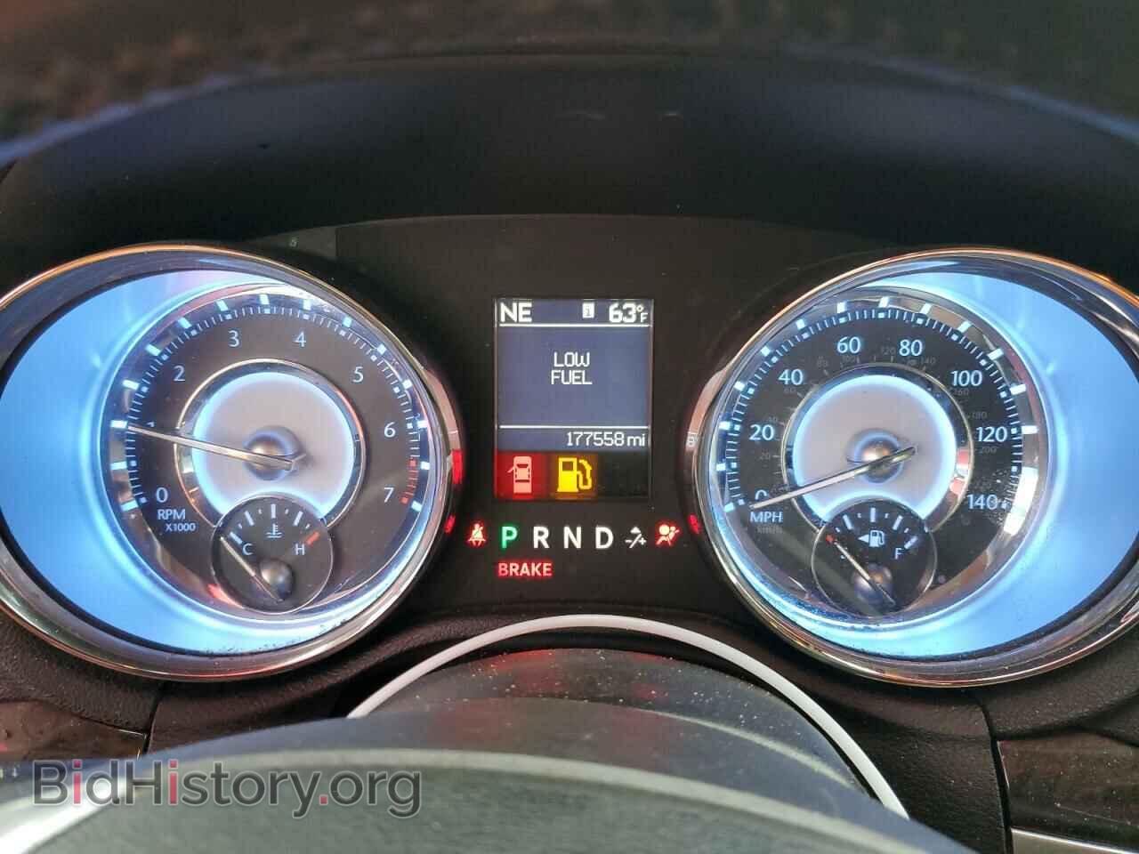 2011 CHRYSLER 300 - VIN: 2C3CA5CG4BH551034 - Фото 9
