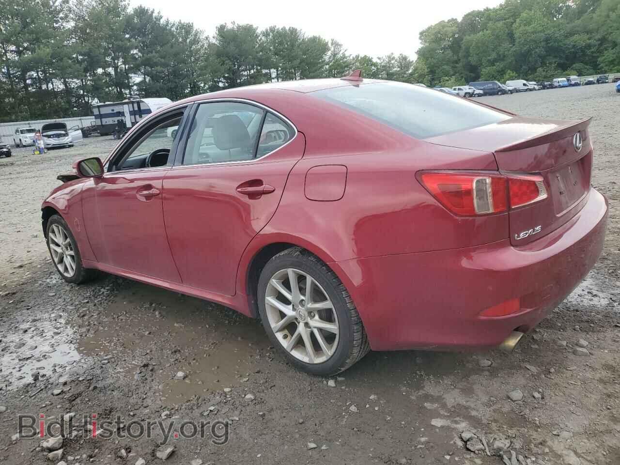 2011 LEXUS IS - VIN: JTHCF5C27B5046015 - Photo 2