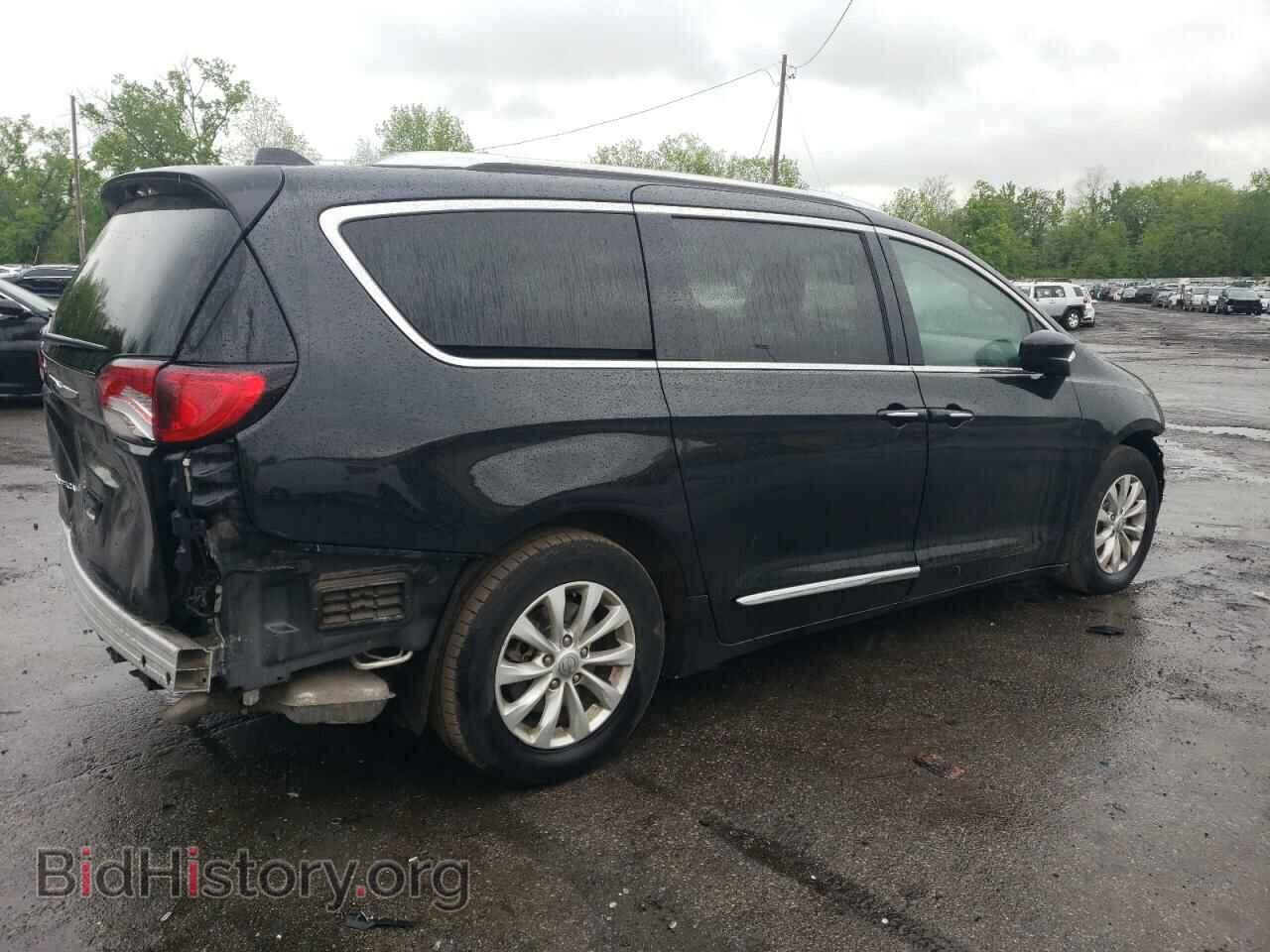 2019 CHRYSLER All Models - VIN: 2C4RC1BG8KR733002 - Фото 3