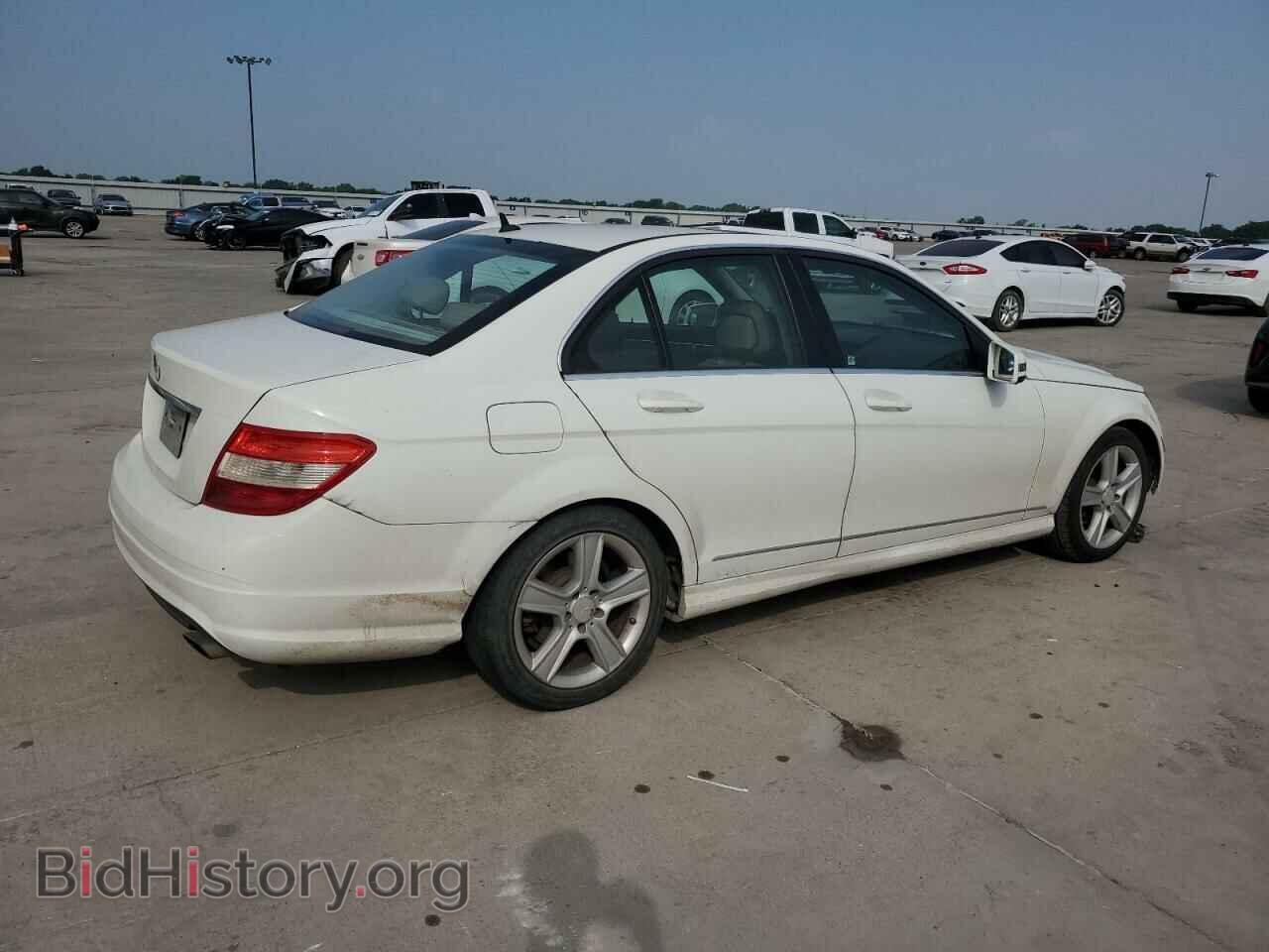 2011 MERCEDES-BENZ C-CLASS - VIN: WDDGF5EB4BA419721 - Фото 3