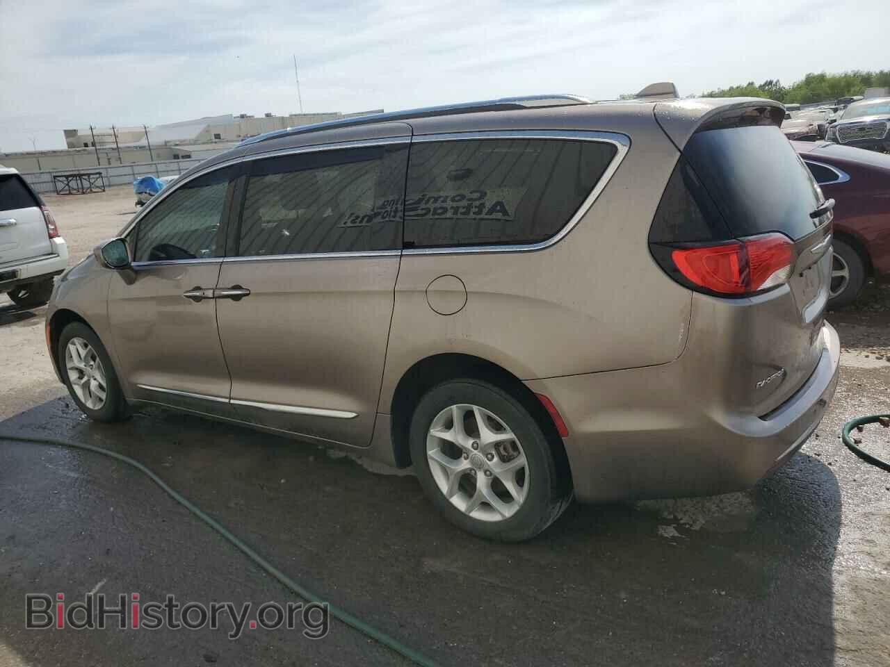 2017 CHRYSLER PACIFICA - VIN: 2C4RC1EG2HR757638 - Фото 2