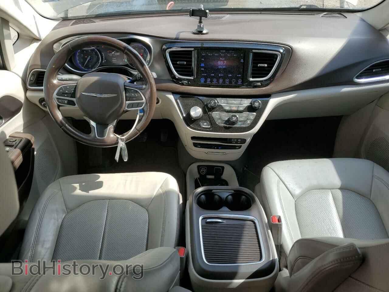 2017 CHRYSLER PACIFICA - VIN: 2C4RC1EG2HR757638 - Фото 8