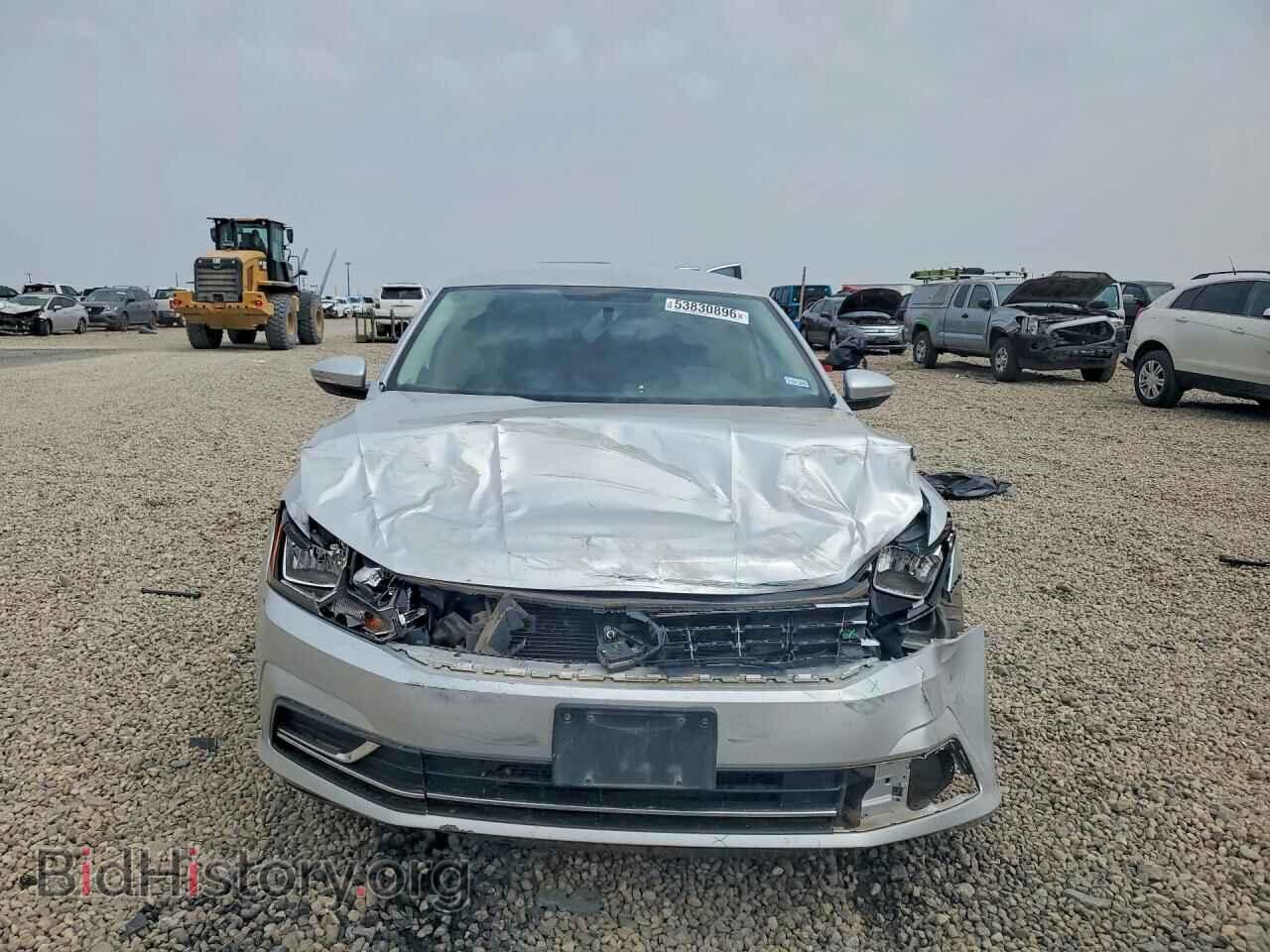 2017 VOLKSWAGEN PASSAT - VIN: 1VWAT7A32HC007715 - Фото 5