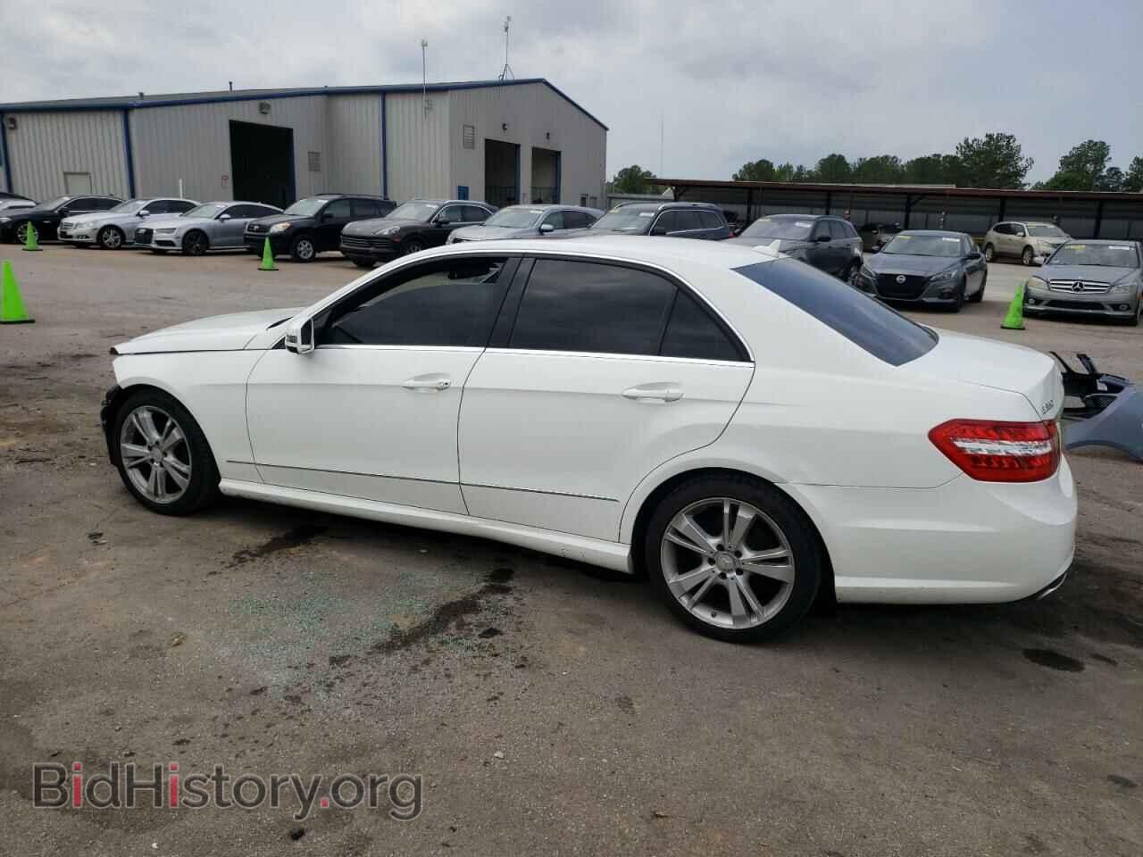 2013 MERCEDES-BENZ E-CLASS - VIN: WDDHF5KB1DA683913 - Фото 2