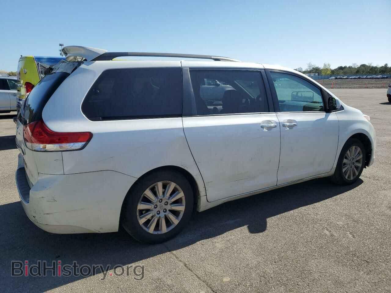 2012 TOYOTA All Models - VIN: 5TDYK3DC2CS208529 - Фото 3