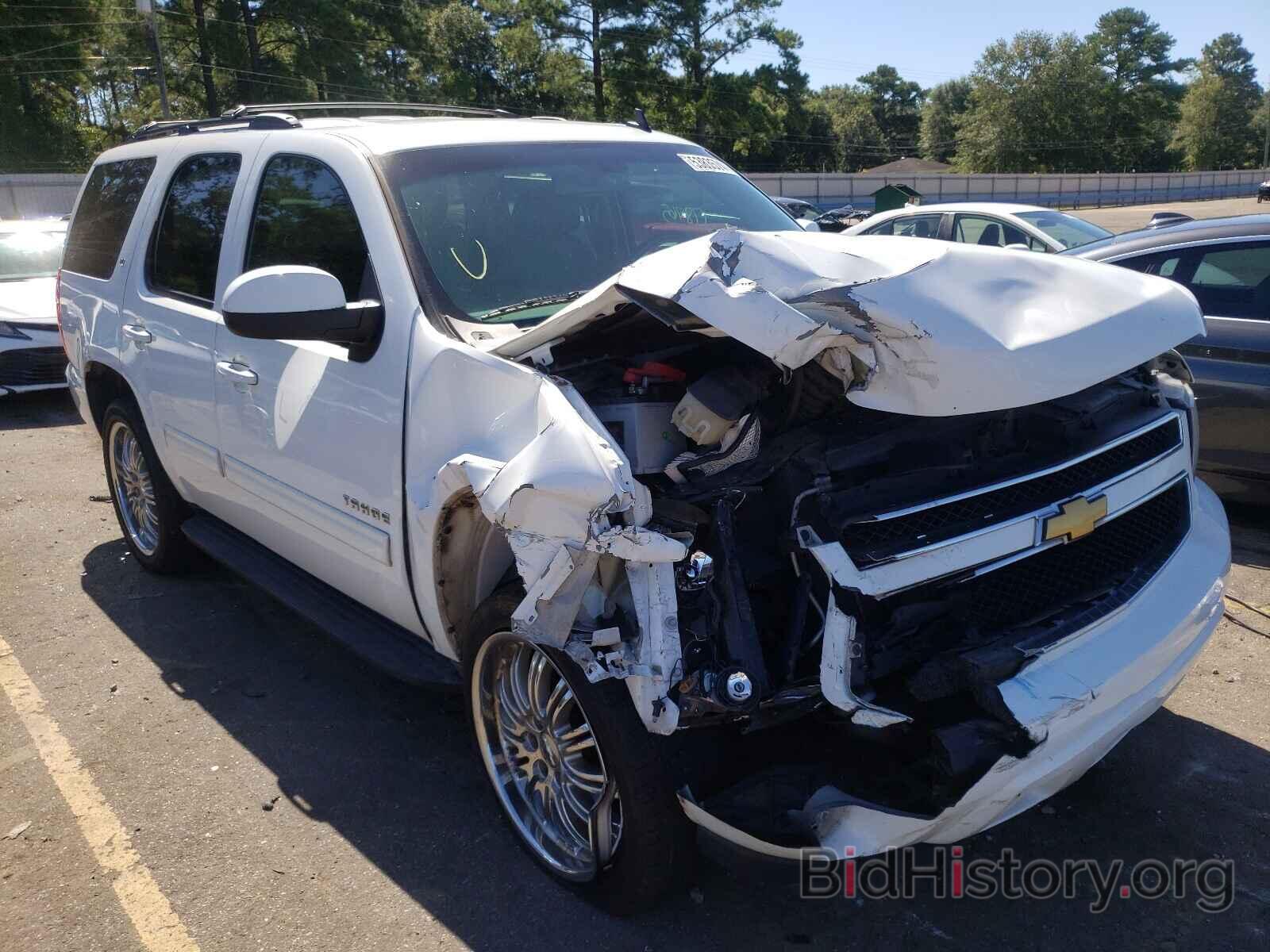 Photo 1GNSCBE05DR229013 - CHEVROLET TAHOE 2013