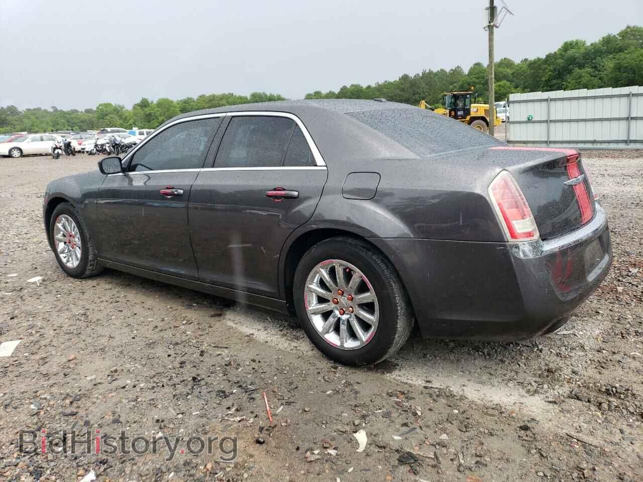 2013 CHRYSLER 300 - VIN: 2C3CCAAG9DH589139 - Фото 2