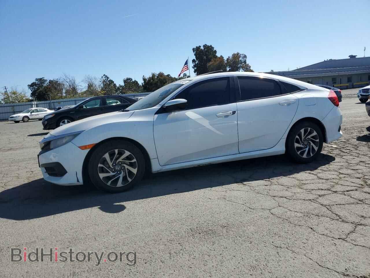 Фотография 2HGFC2F78HH518366 - HONDA CIVIC 2017