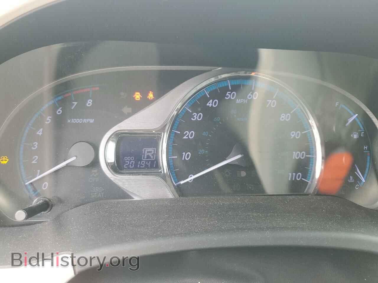 2011 TOYOTA All Models - VIN: 5TDYK3DC4BS074914 - Photo 9