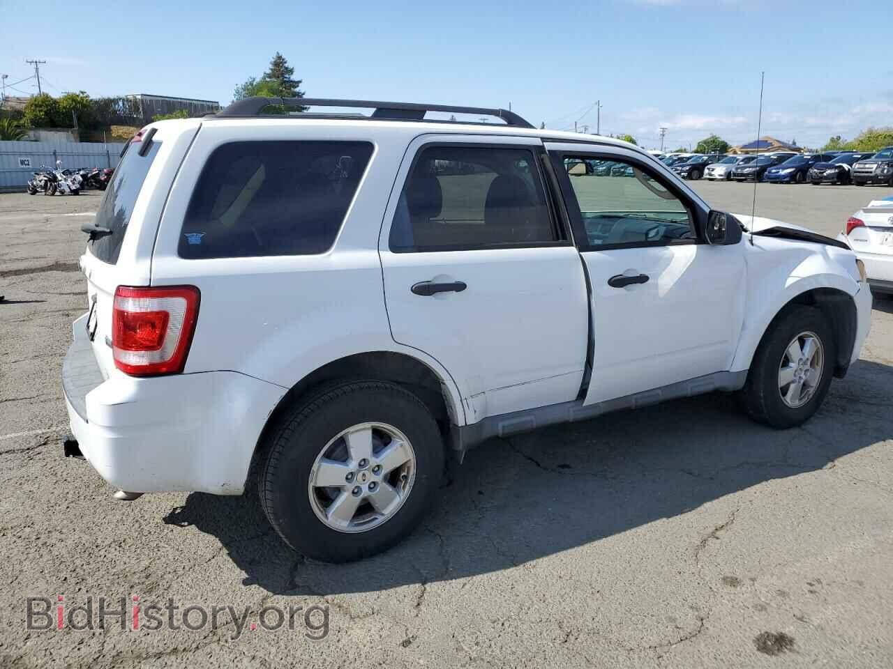 2010 FORD ESCAPE - VIN: 1FMCU0DG7AKD02122 - Фото 3