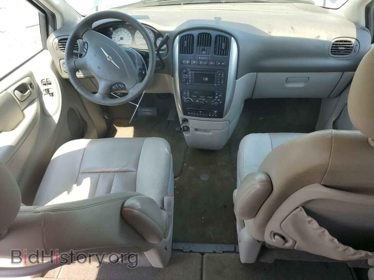 2006 CHRYSLER MINIVAN - VIN: 2A4GP54LX6R906788 - Фото 8