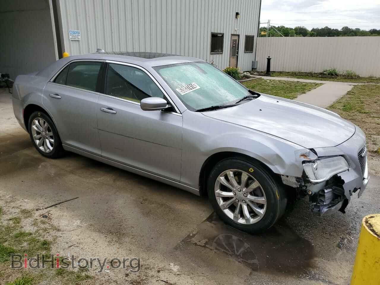 2017 CHRYSLER 300 - VIN: 2C3CCARG3HH540366 - Фото 4