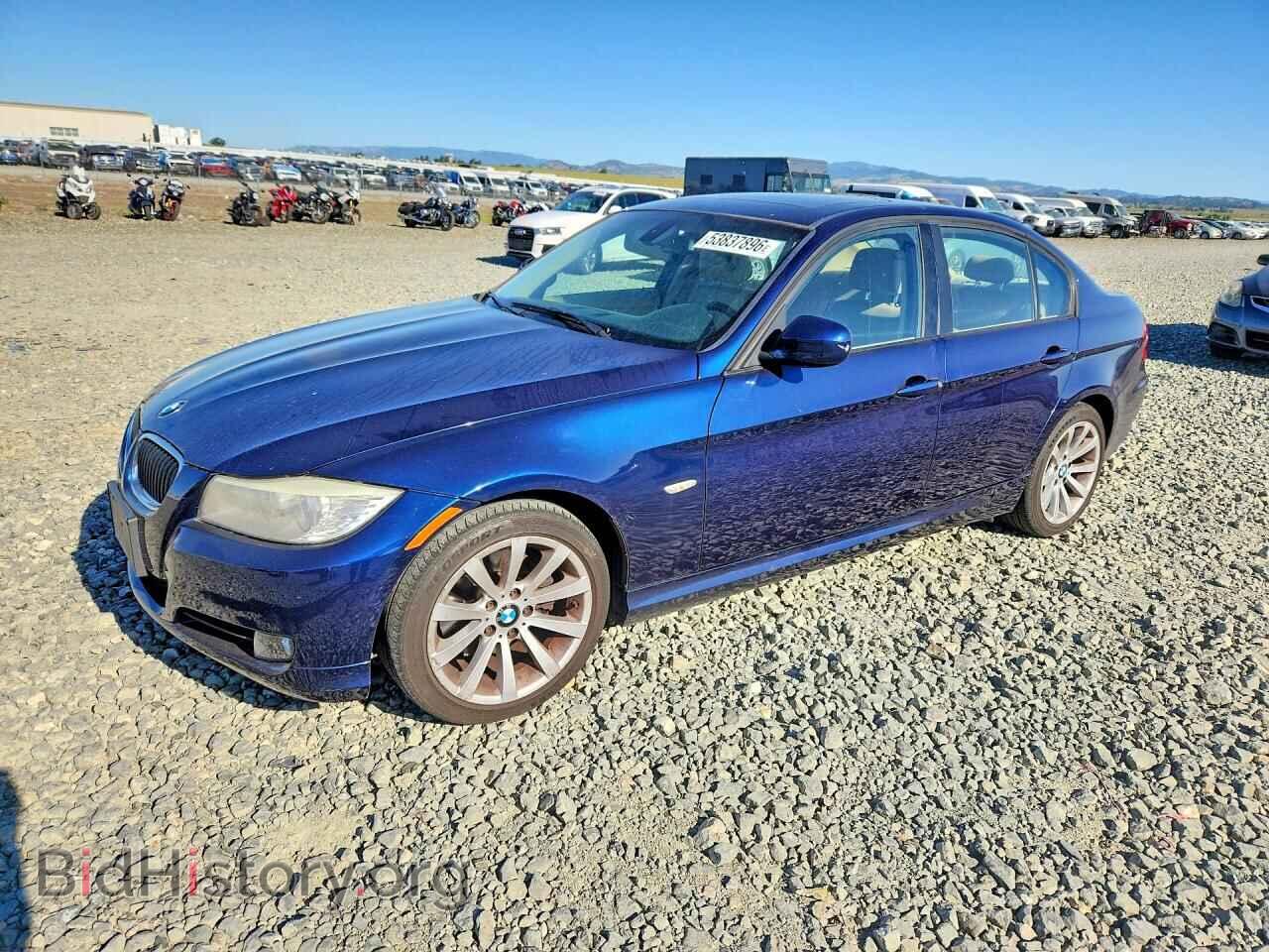 Фотография WBAPH5C50BF093451 - BMW 3 SERIES 2011