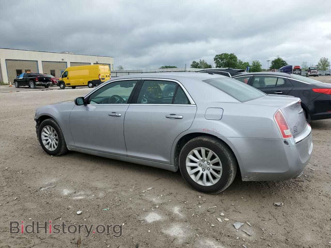2014 CHRYSLER 300 - VIN: 2C3CCAAG5EH127985 - Фото 2