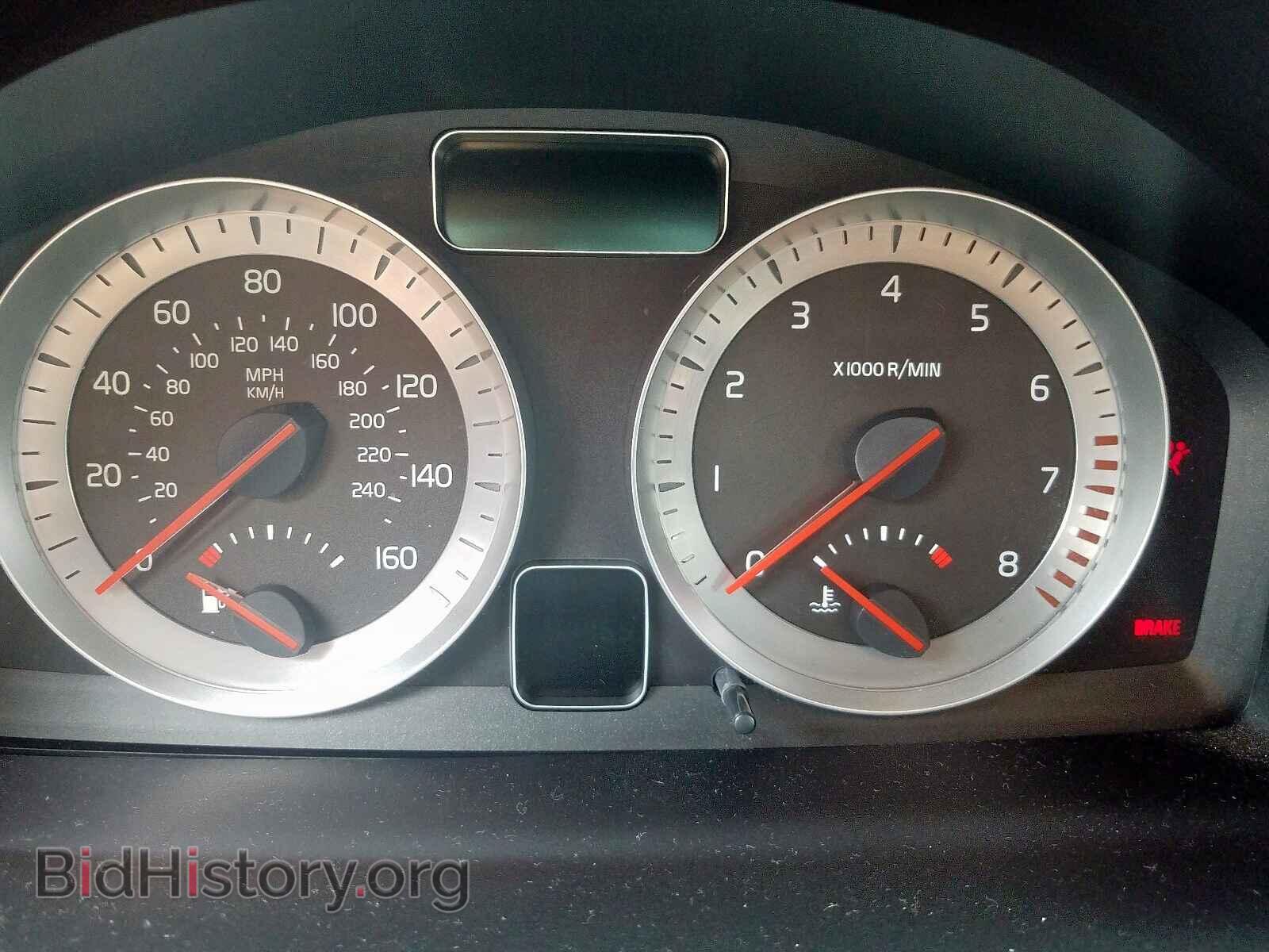 2011 VOLVO C70 - VIN: YV1672MC8BJ108301 - Фото 8