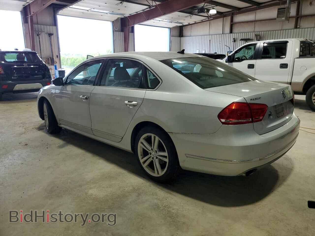 2012 VOLKSWAGEN PASSAT - VIN: 1VWCM7A38CC009094 - Фото 2