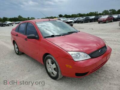 2006 Ford FOCUS Focus ZX4, red — VIN 1FAFP34N06W168035, Copart