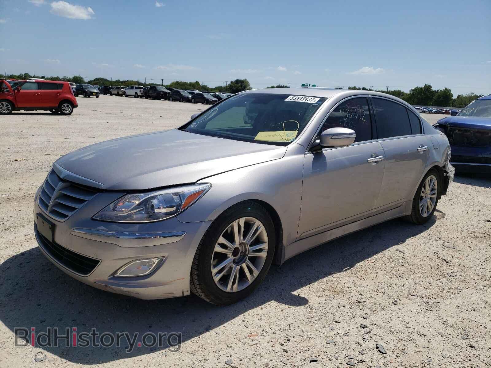 2013 HYUNDAI GENESIS - VIN: KMHGC4DD9DU226154 - Фото 2