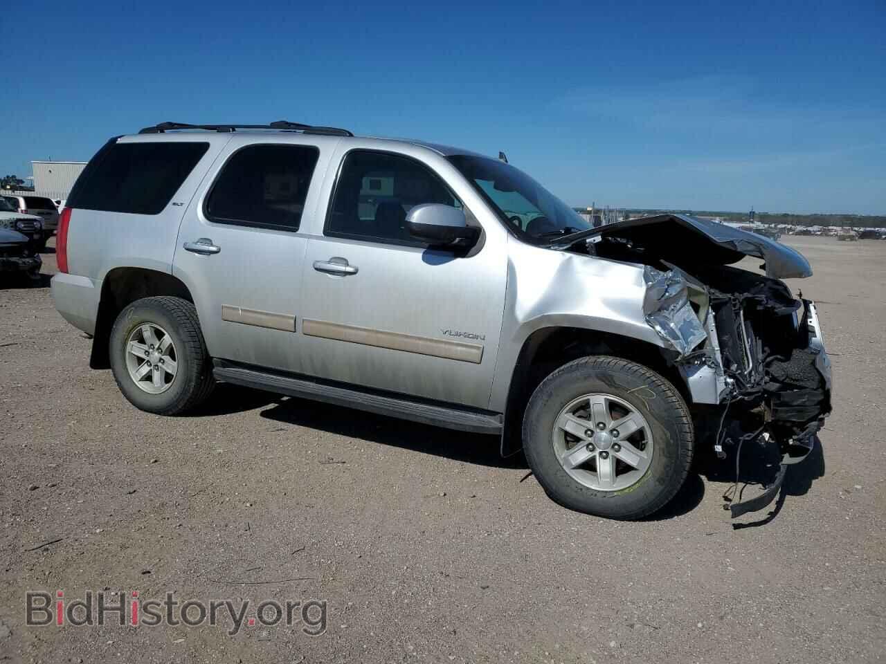 2013 GMC YUKON - VIN: 1GKS2CE03DR199807 - Photo 4