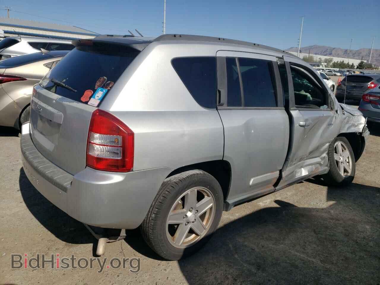 2010 JEEP COMPASS - VIN: 1J4NT1FA3AD621255 - Photo 3