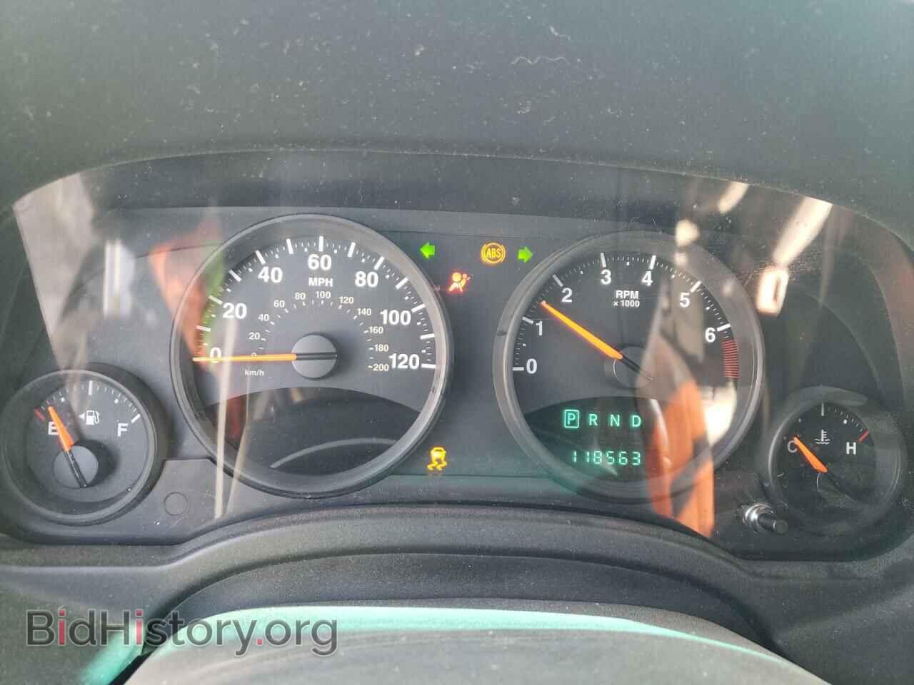 2010 JEEP COMPASS - VIN: 1J4NT1FA3AD621255 - Photo 9