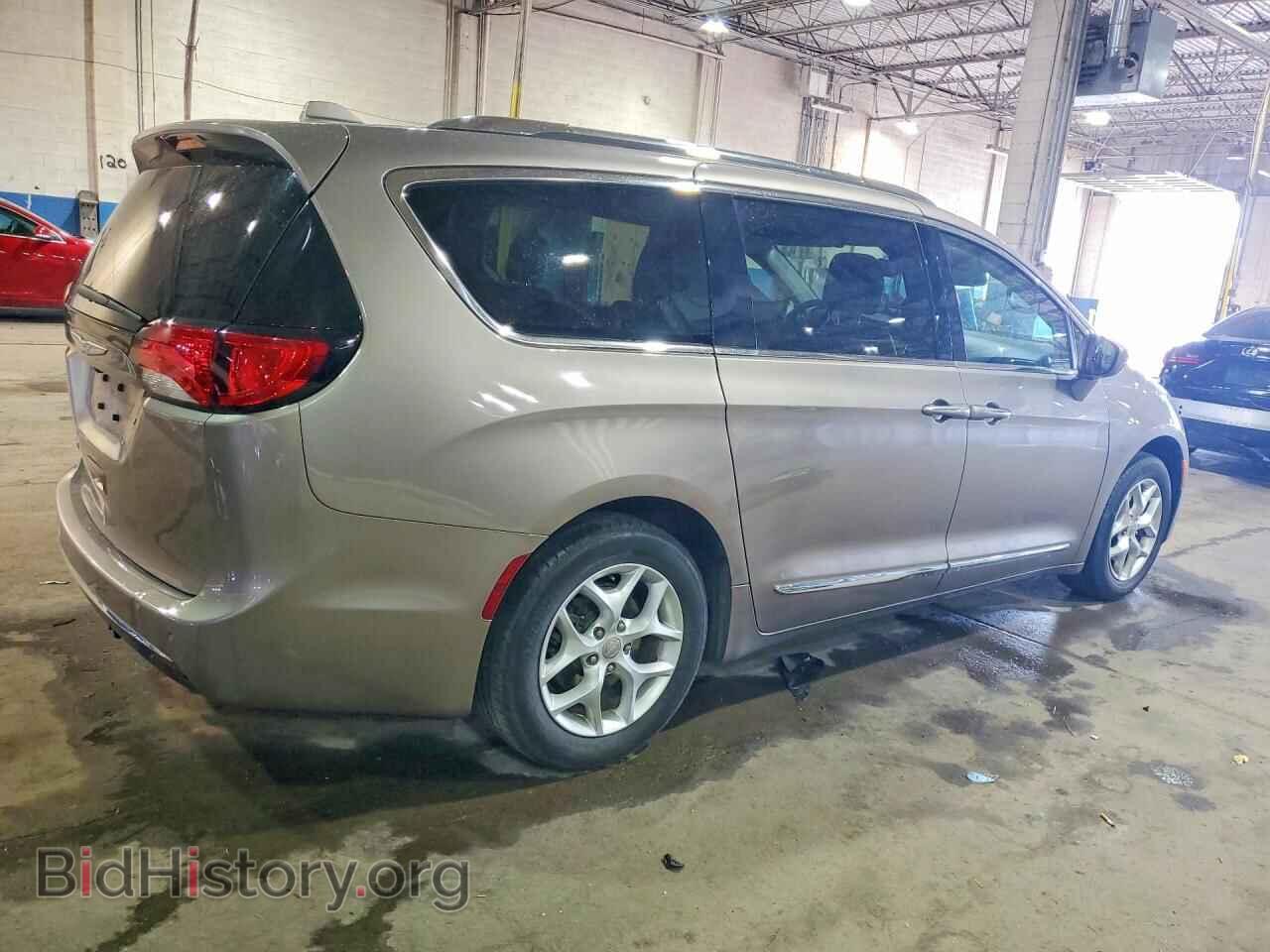 2017 CHRYSLER PACIFICA - VIN: 2C4RC1EG5HR832946 - Photo 3