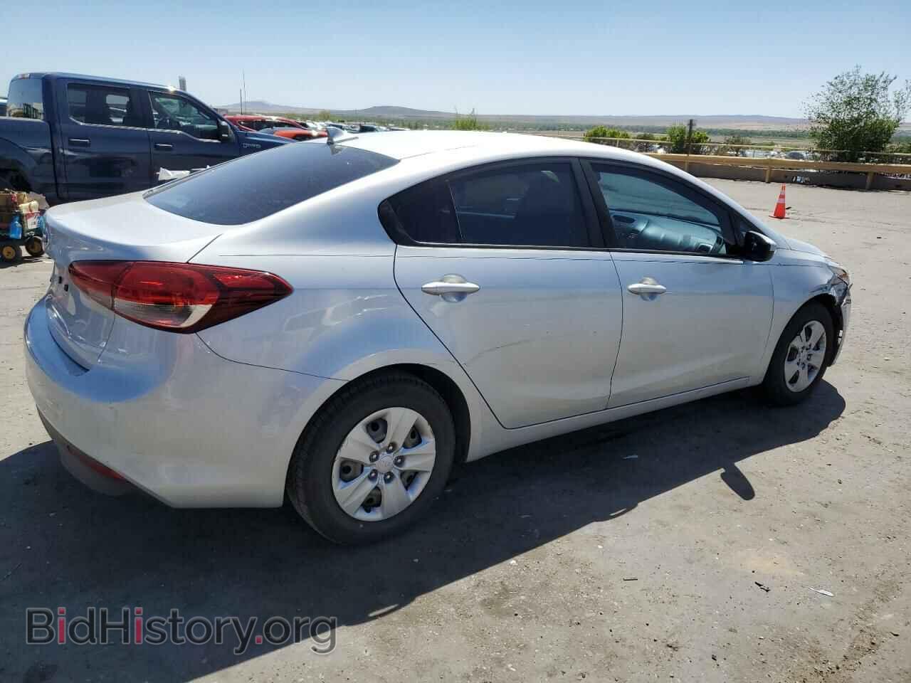 2017 KIA FORTE - VIN: 3KPFL4A76HE123843 - Фото 3