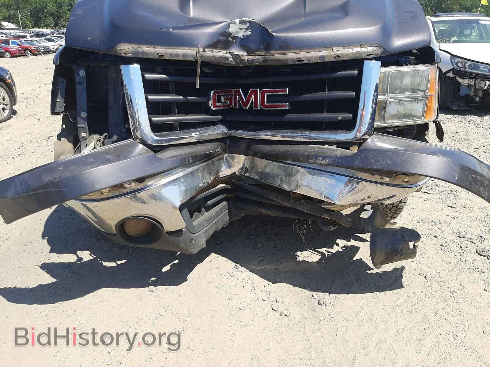 2011 GMC SIERRA - VIN: 3GTP2VE30BG204076 - Фото 9