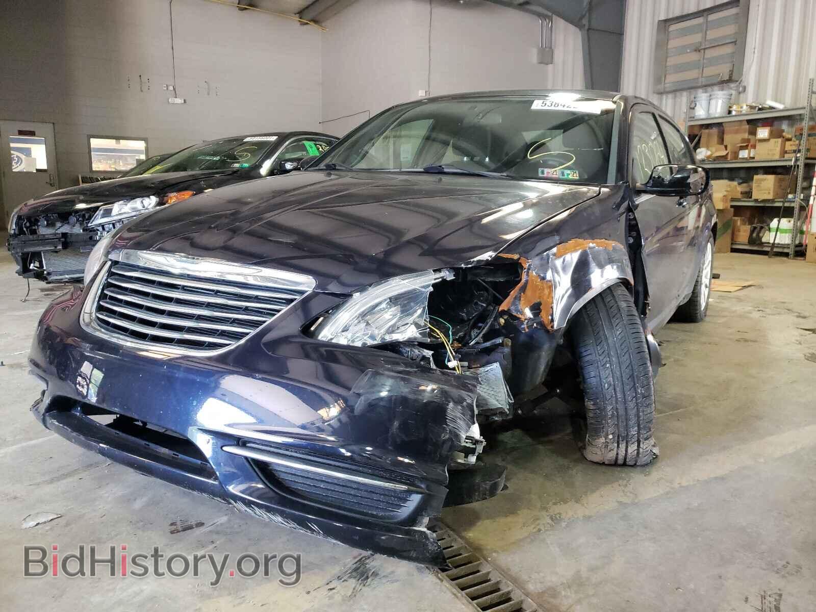 2012 CHRYSLER 200 - VIN: 1C3CCBAB1CN330676 - Фото 2