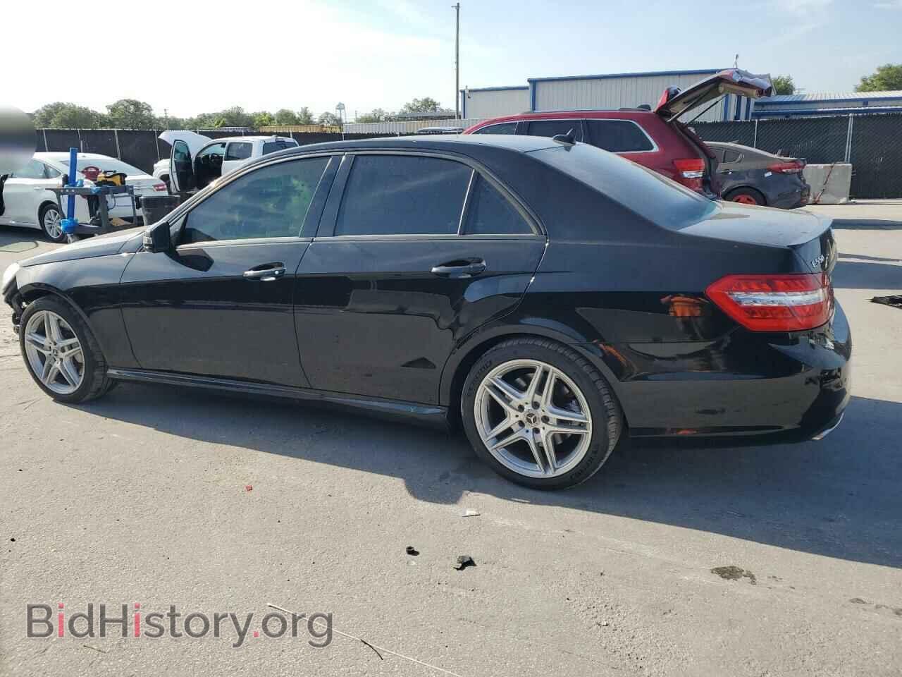 2011 MERCEDES-BENZ E-CLASS - VIN: WDDHF7CB8BA396205 - Фото 2