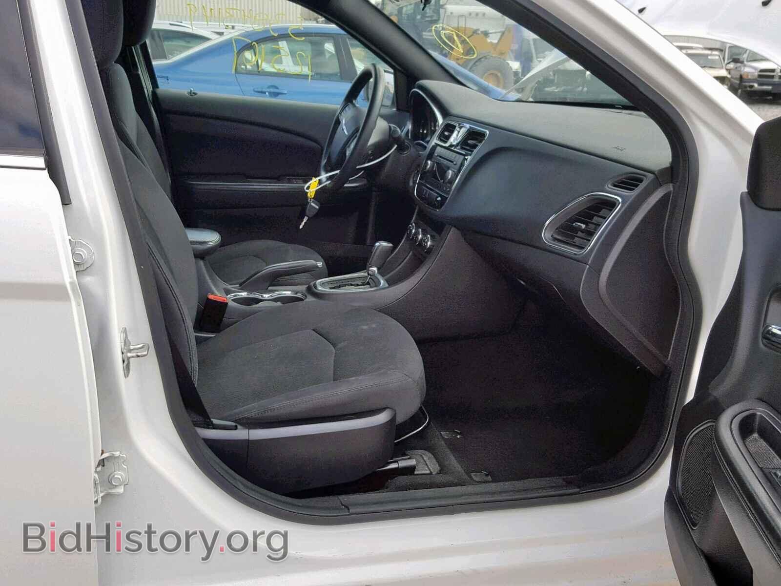 2013 CHRYSLER 200 - VIN: 1C3CCBAB2DN646878 - Photo 5
