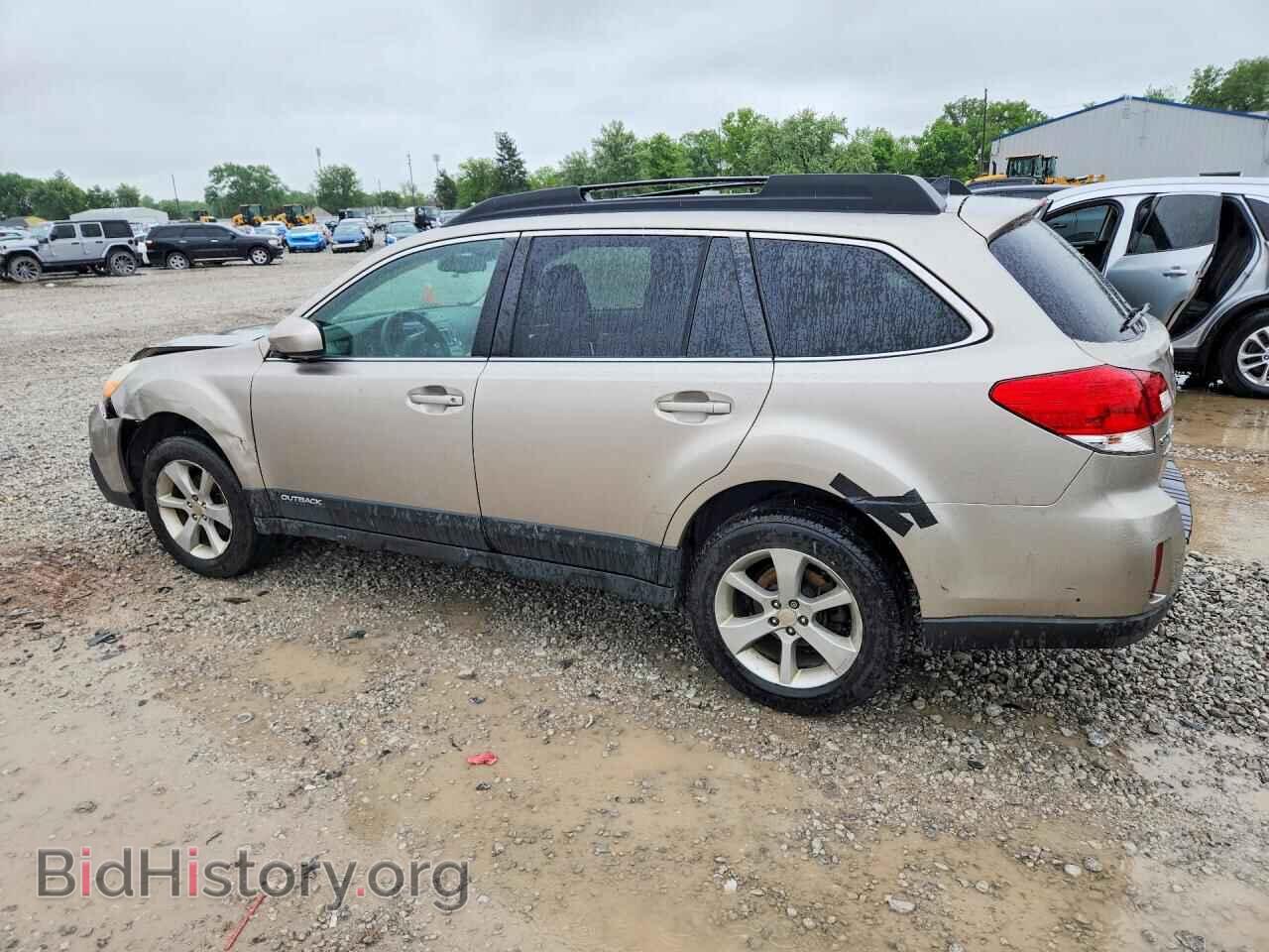 2014 SUBARU OUTBACK - VIN: 4S4BRCCC5E3205532 - Фото 2