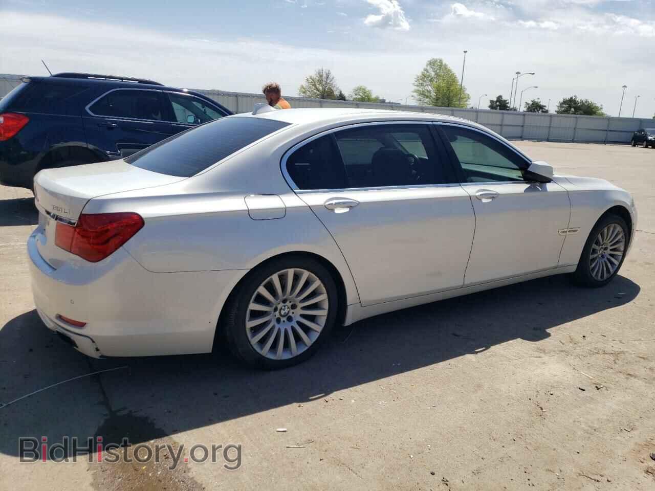 2012 BMW 7 SERIES - VIN: WBAKC8C5XCC434643 - Фото 3