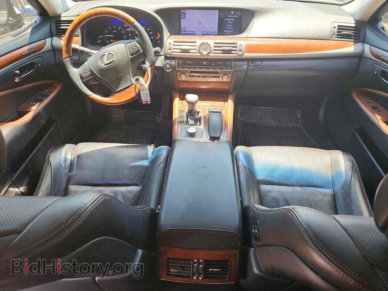 2013 LEXUS LS460 - VIN: JTHCL5EF8D5016176 - Photo 8