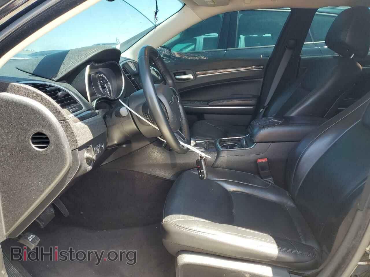 2017 CHRYSLER 300 - VIN: 2C3CCAAG8HH663737 - Фото 7