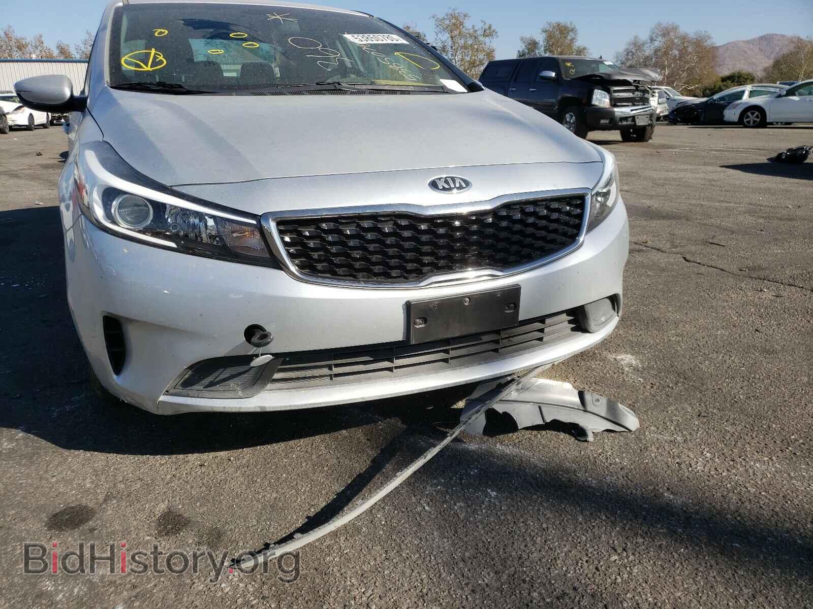 2017 KIA FORTE - VIN: 3KPFL4A75HE098496 - Фото 9