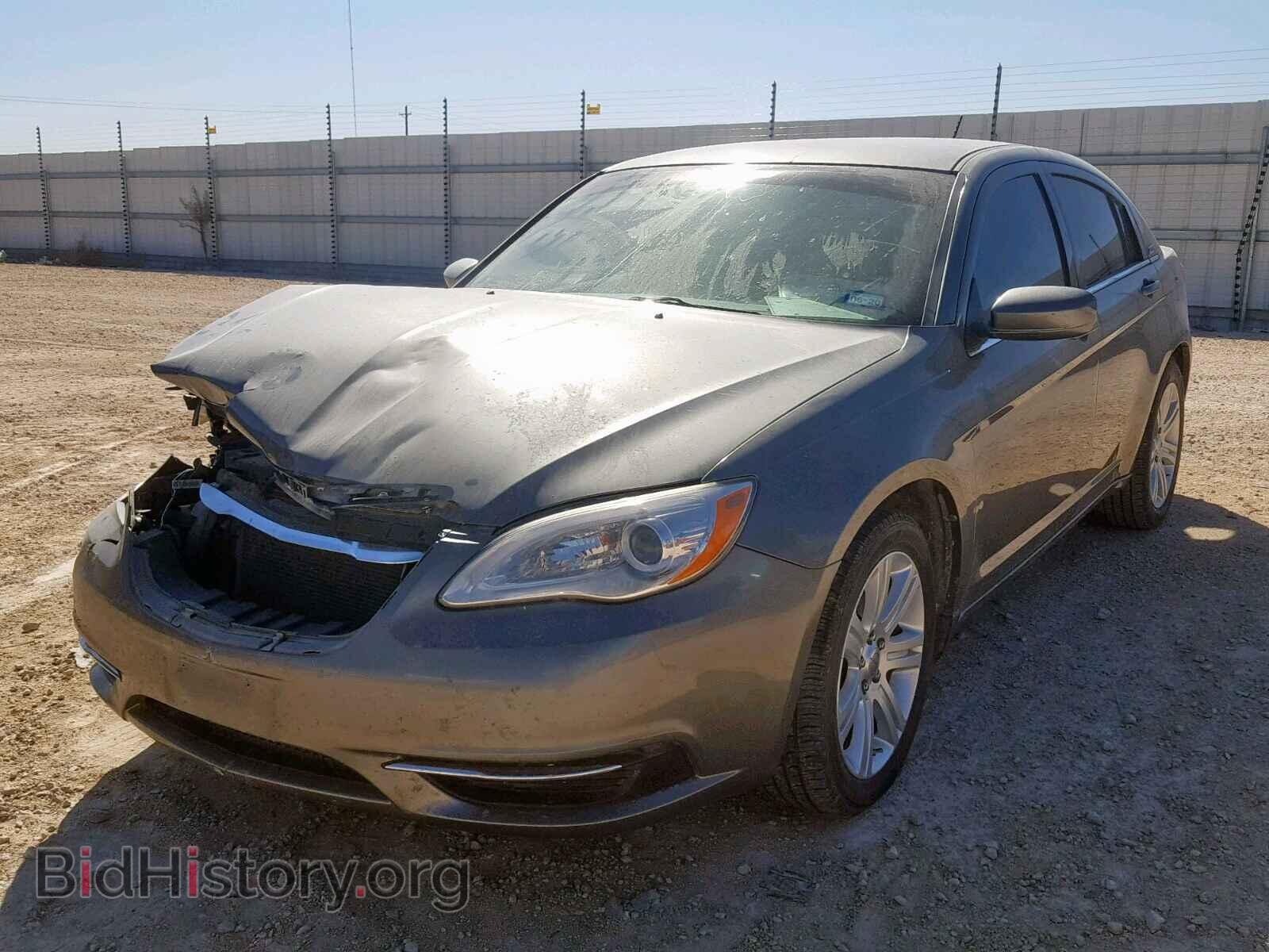 2013 CHRYSLER 200 - VIN: 1C3CCBAB1DN762900 - Фото 2