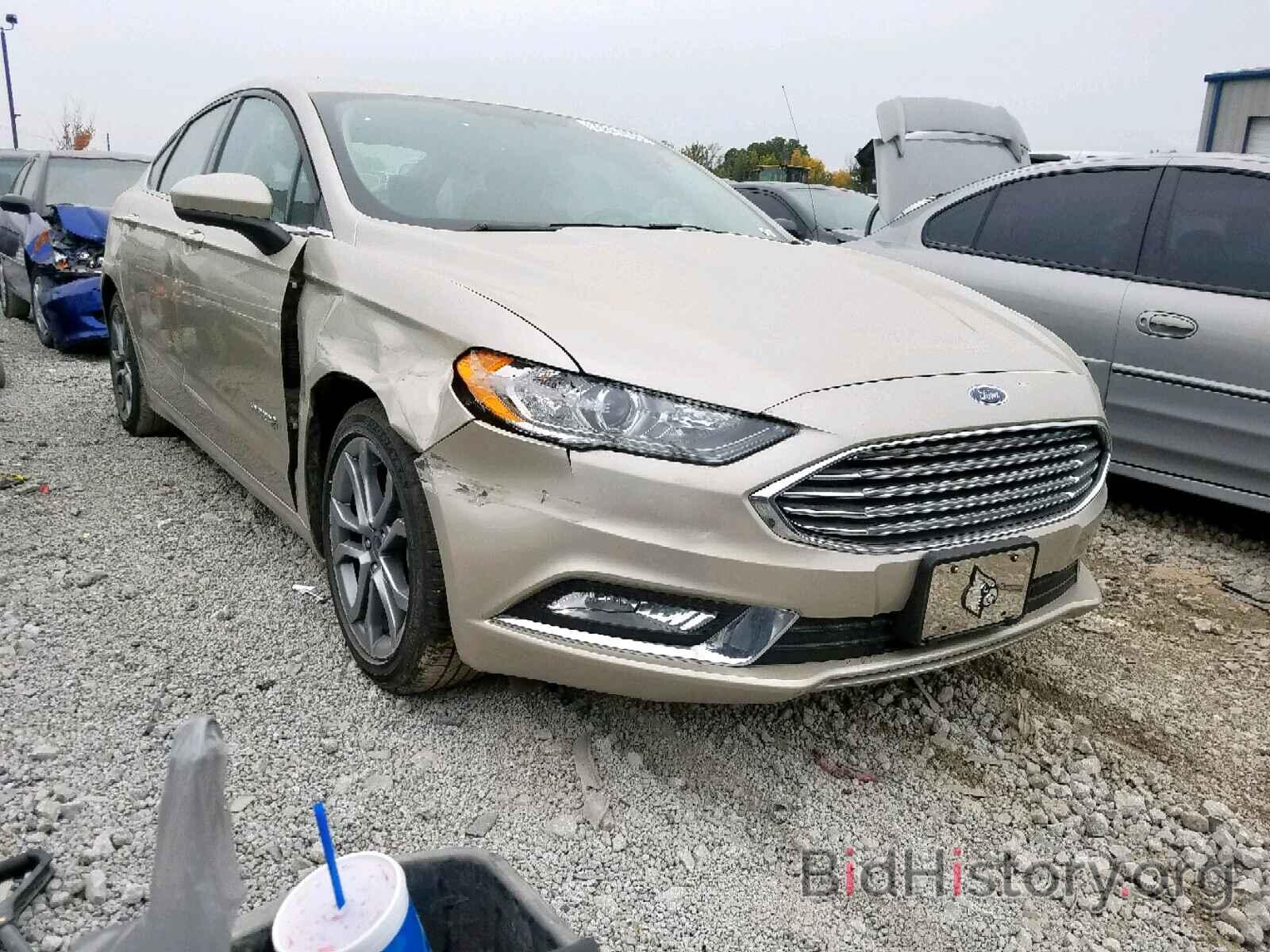 Photo 3FA6P0LU0HR182305 - FORD FUSION SE 2017