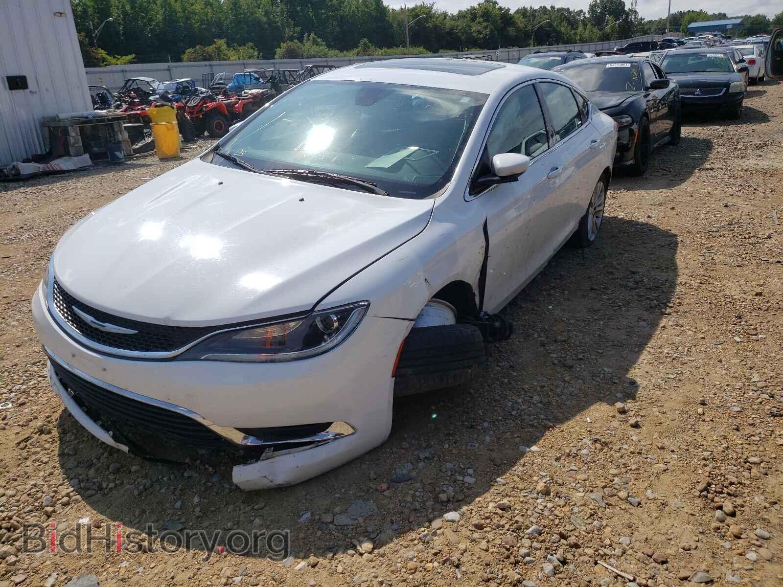 2015 CHRYSLER 200 - VIN: 1C3CCCAB6FN655656 - Photo 2