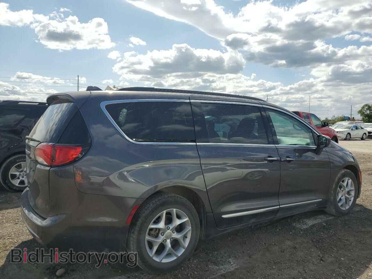 2017 CHRYSLER PACIFICA - VIN: 2C4RC1BG5HR654556 - Фото 3