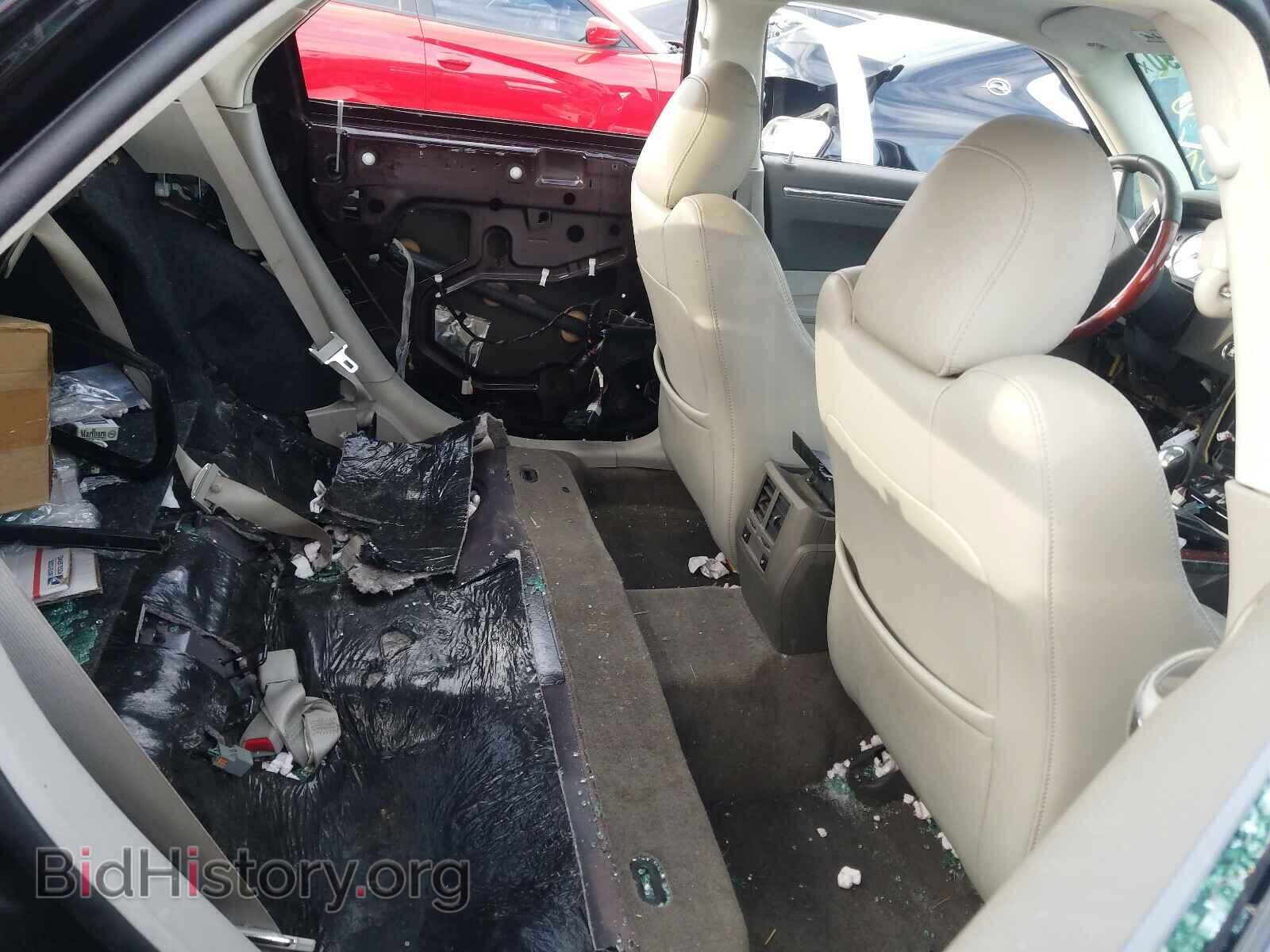 2010 CHRYSLER 300 - VIN: 2C3CA6CT2AH148509 - Фото 6